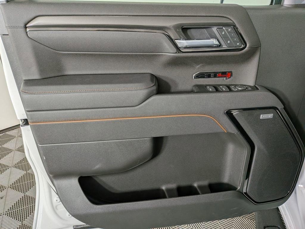 new 2025 GMC Sierra 1500 car, priced at $69,748