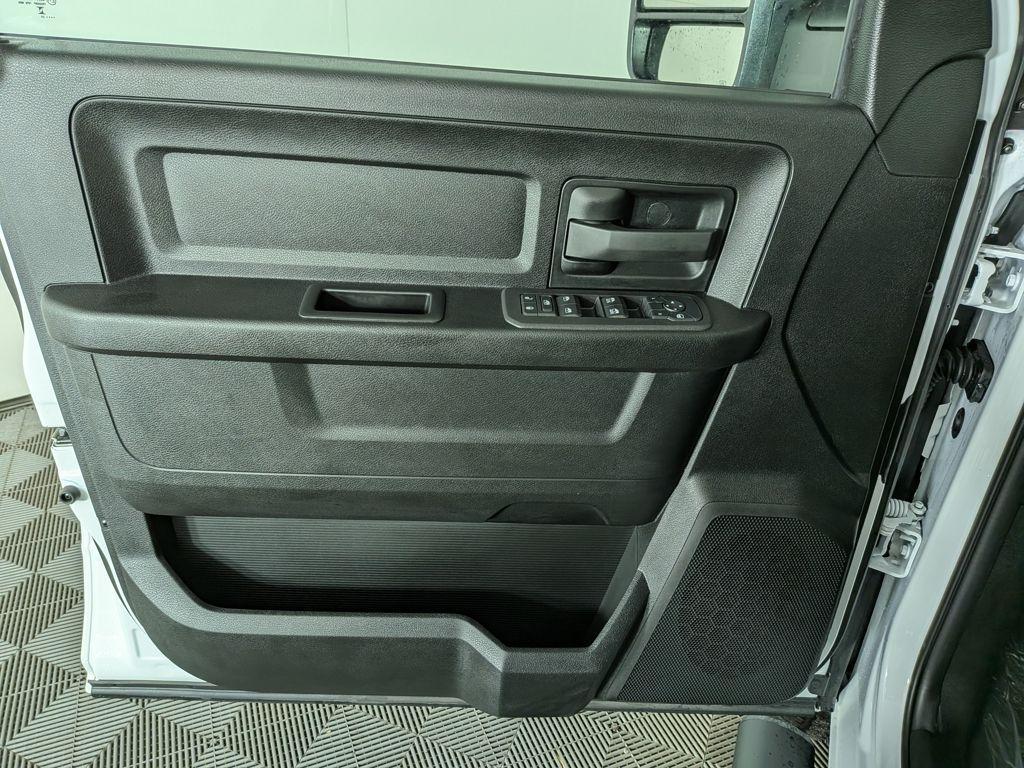 new 2025 Ram 3500 car, priced at $66,642