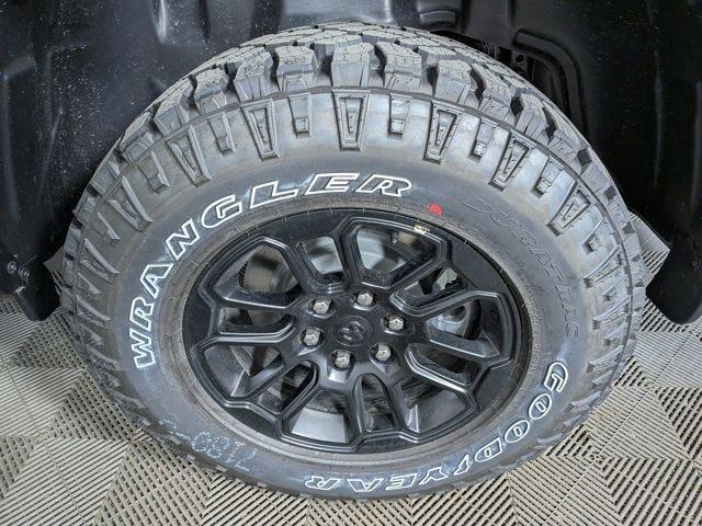 new 2025 Ram 1500 car, priced at $63,021