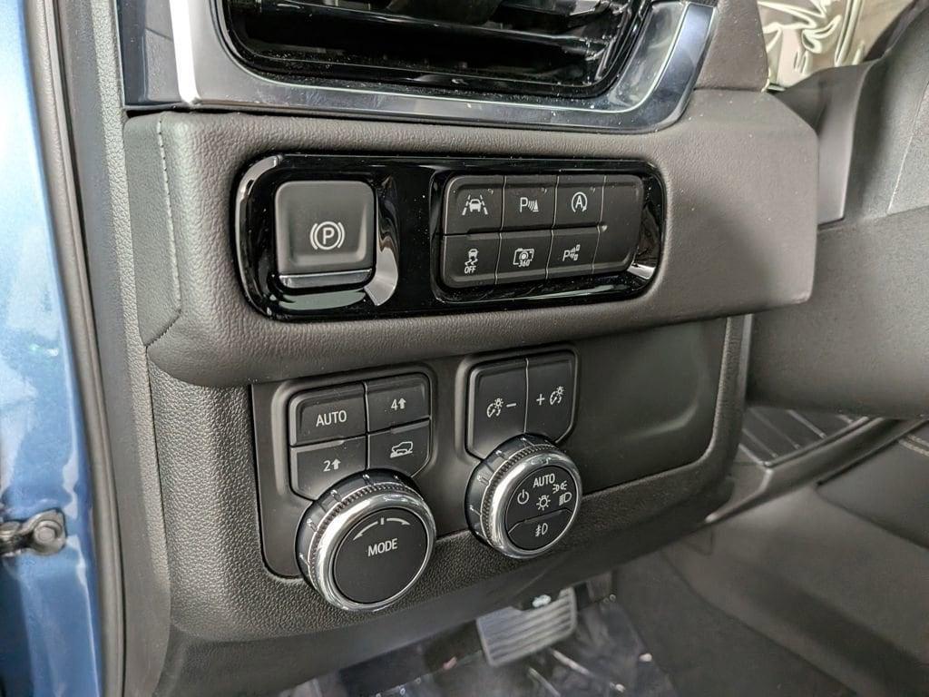 new 2025 GMC Yukon XL car, priced at $78,309