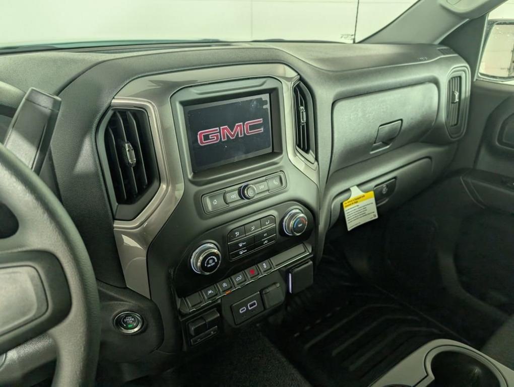 new 2025 GMC Sierra 1500 car, priced at $44,919