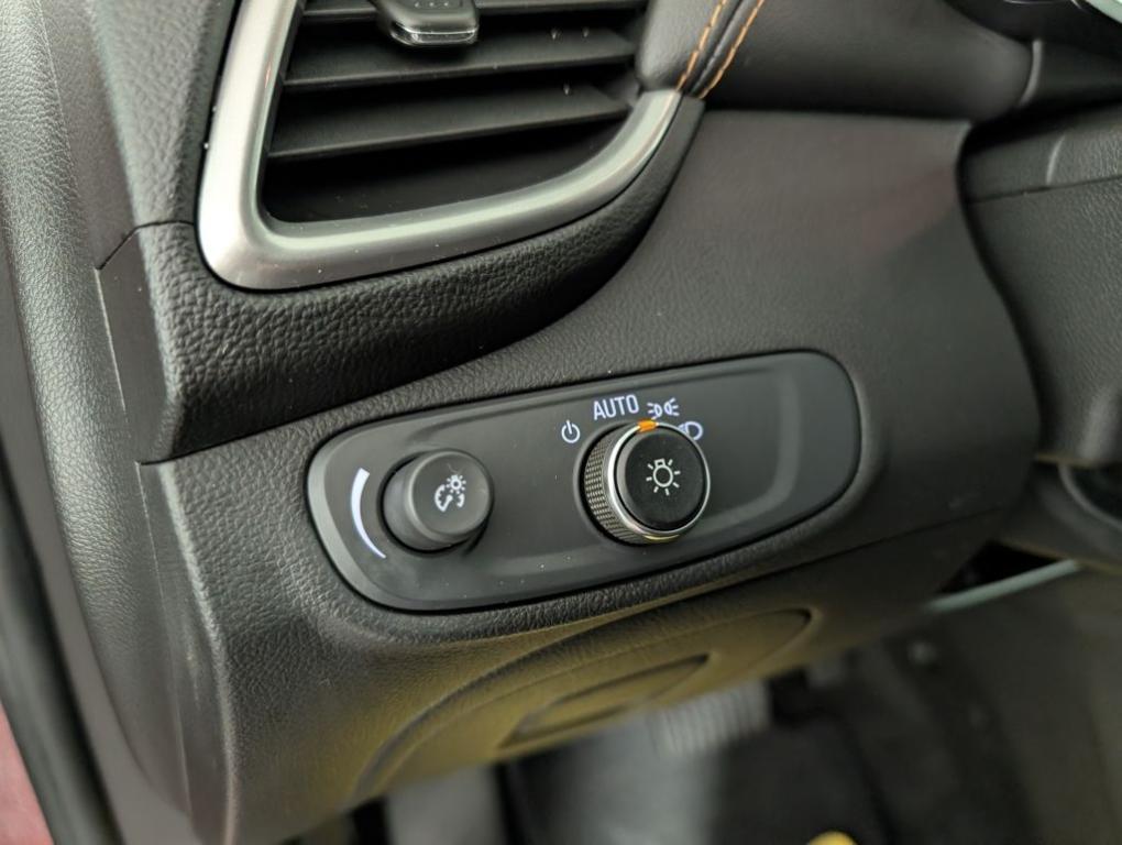 used 2022 Chevrolet Trax car, priced at $18,488