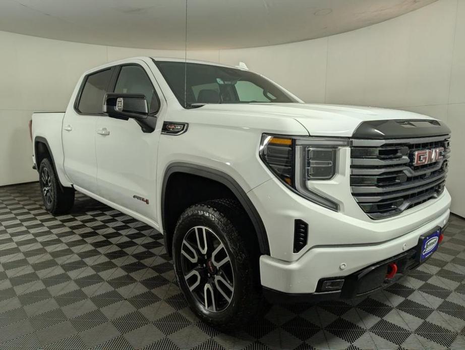 new 2025 GMC Sierra 1500 car, priced at $73,159