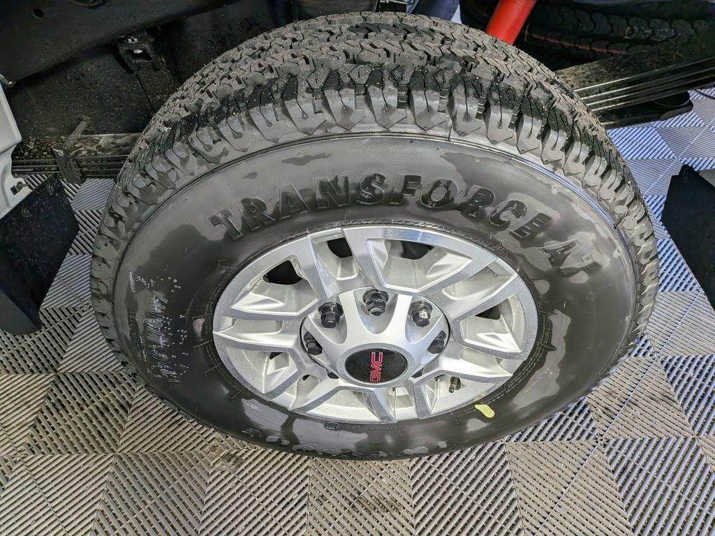 new 2025 GMC Sierra 2500 car, priced at $59,359