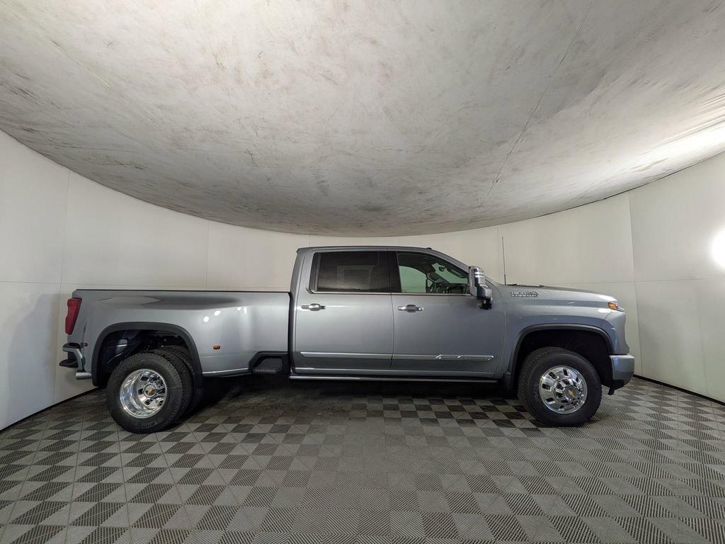 new 2026 Chevrolet Silverado 3500 car, priced at $87,144