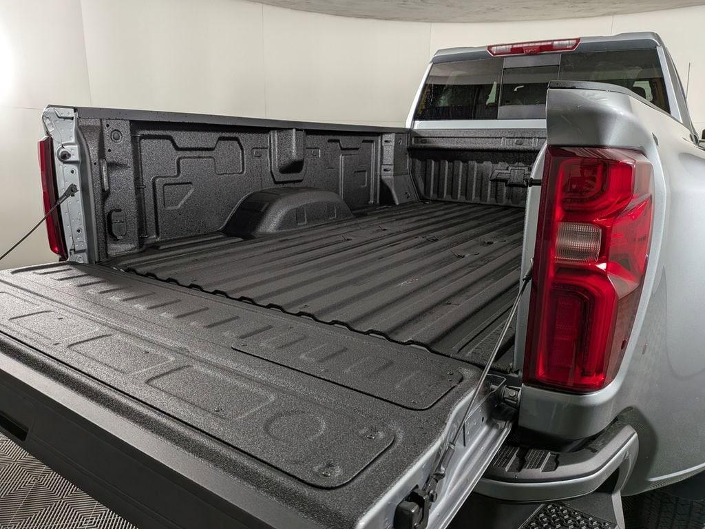 new 2026 Chevrolet Silverado 3500 car, priced at $87,144