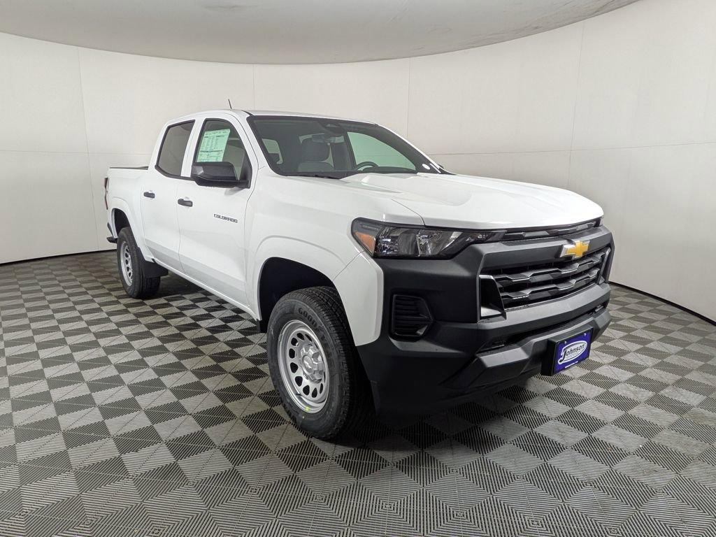 new 2025 Chevrolet Colorado car, priced at $39,134