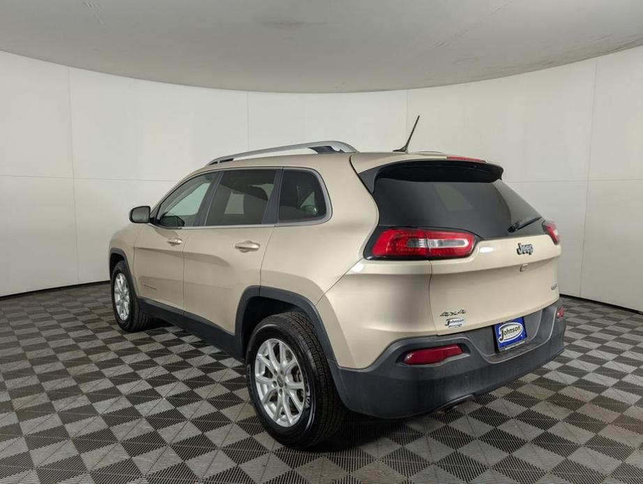 used 2015 Jeep Cherokee car, priced at $10,789