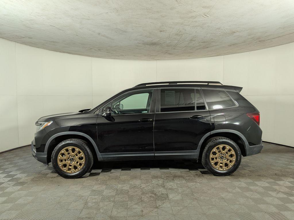 used 2023 Honda Passport car, priced at $34,567
