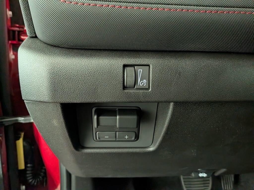 new 2026 Chevrolet Colorado car, priced at $50,009