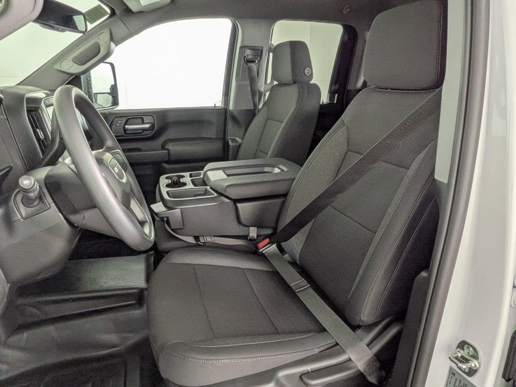 new 2025 GMC Sierra 2500 car, priced at $57,659