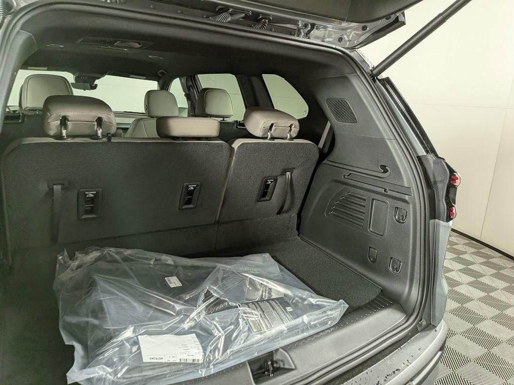 new 2026 GMC Acadia car, priced at $50,218