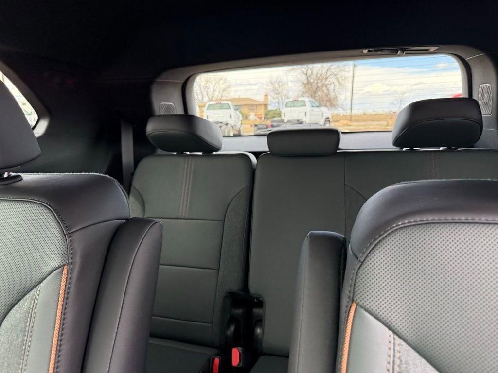 new 2025 GMC Acadia car, priced at $53,889