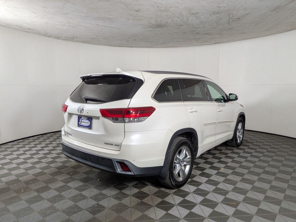 used 2018 Toyota Highlander car, priced at $27,488