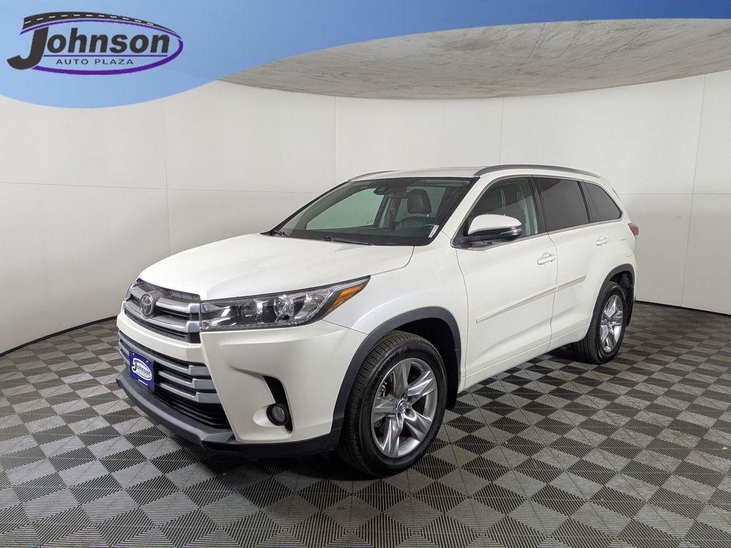 used 2018 Toyota Highlander car, priced at $27,488
