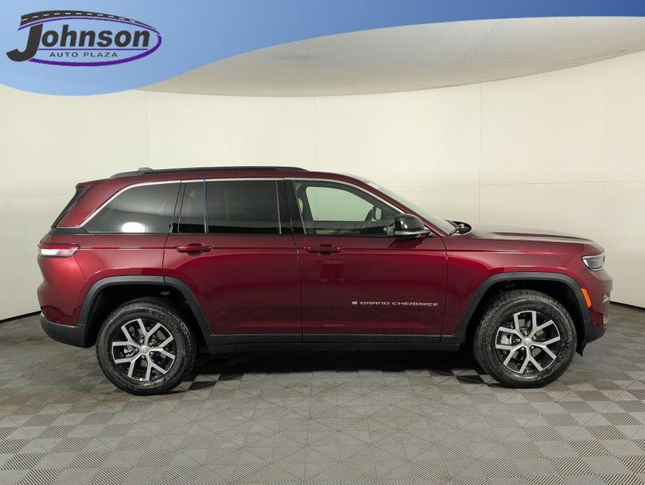 new 2025 Jeep Grand Cherokee car, priced at $48,386