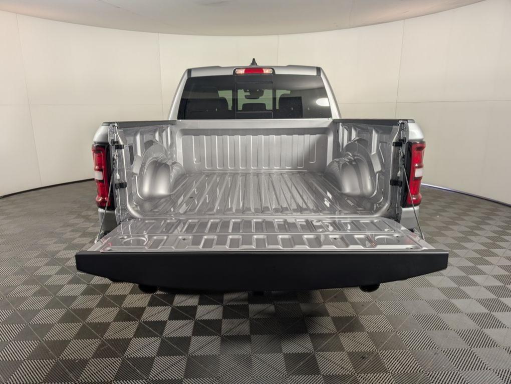 new 2025 Ram 1500 car, priced at $72,479