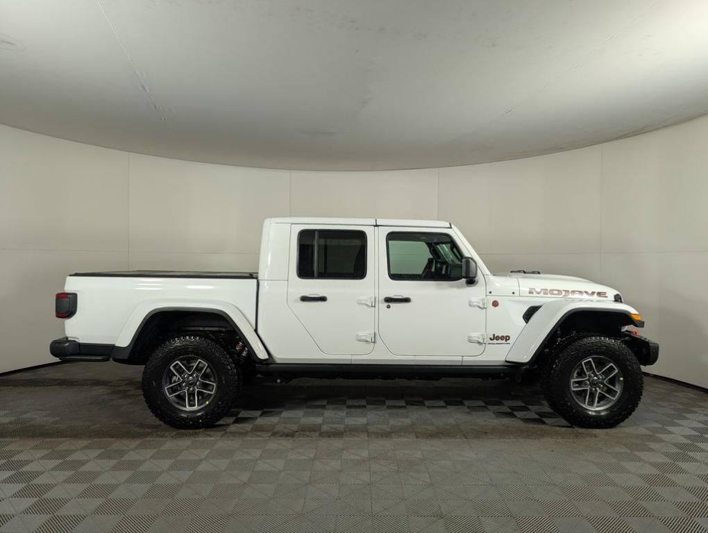 new 2025 Jeep Gladiator car, priced at $63,814