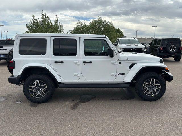 new 2025 Jeep Wrangler car, priced at $55,197