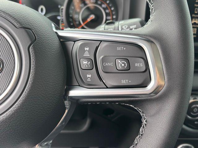new 2025 Jeep Wrangler car, priced at $55,197