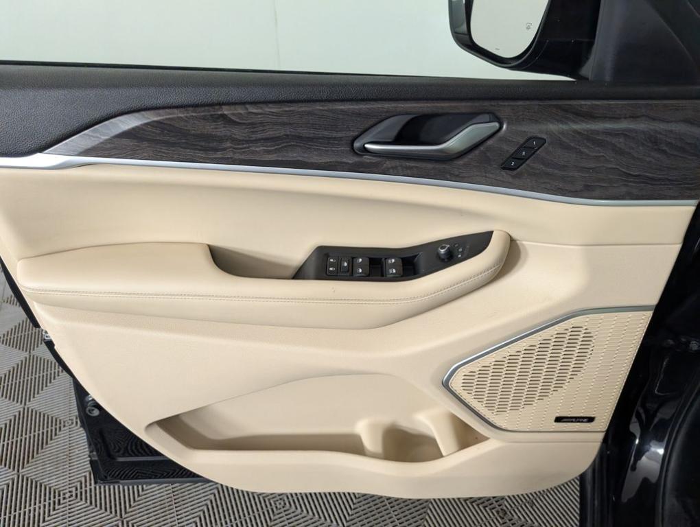 used 2022 Jeep Grand Cherokee 4xe car, priced at $29,188