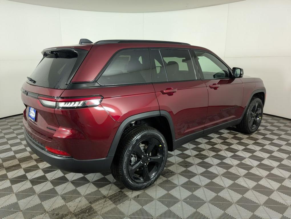 new 2025 Jeep Grand Cherokee car, priced at $52,338