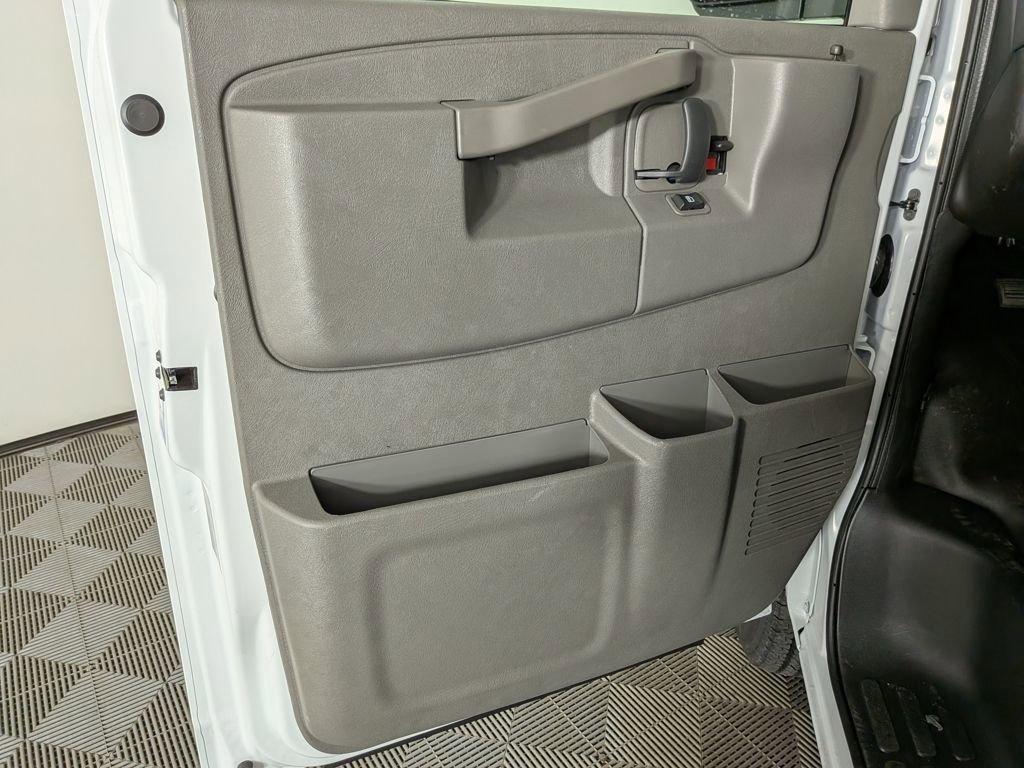 new 2025 GMC Savana 3500 car, priced at $50,597
