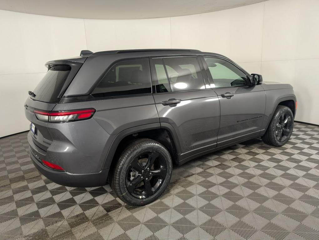 new 2025 Jeep Grand Cherokee car, priced at $47,491