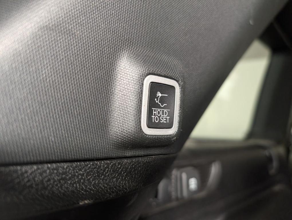 used 2024 Jeep Grand Cherokee car, priced at $34,988