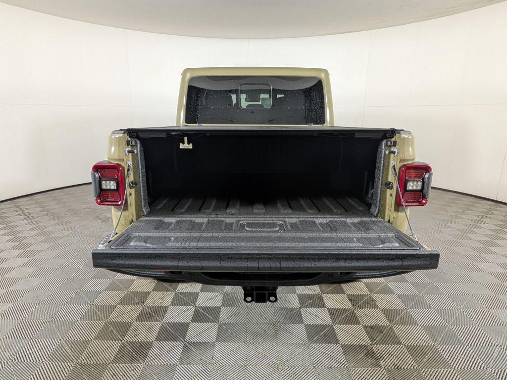 new 2025 Jeep Gladiator car, priced at $62,884