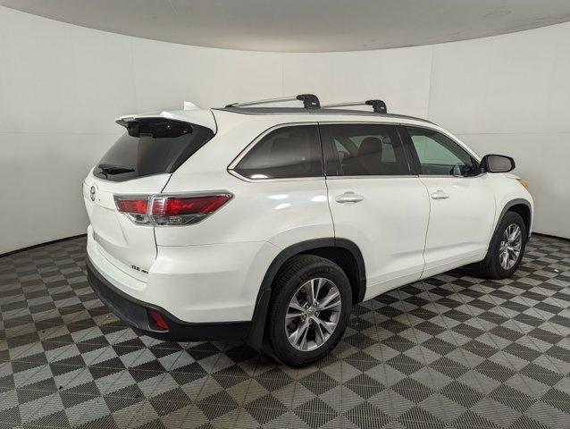 used 2015 Toyota Highlander car, priced at $19,488