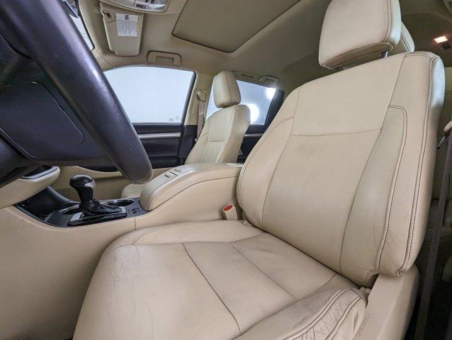 used 2015 Toyota Highlander car, priced at $19,488