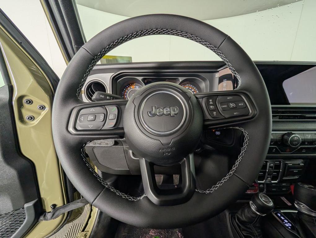 new 2025 Jeep Wrangler car, priced at $51,074