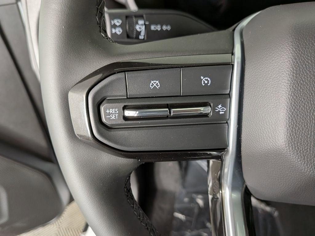 new 2025 Chevrolet Colorado car, priced at $39,134