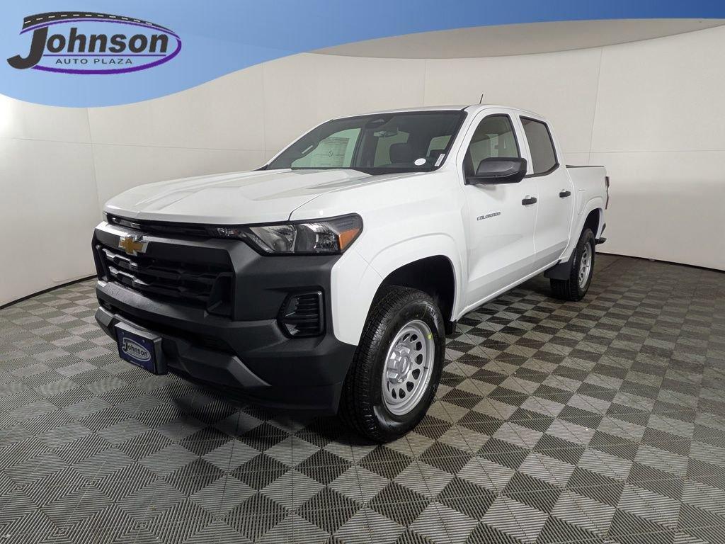 new 2025 Chevrolet Colorado car, priced at $39,134