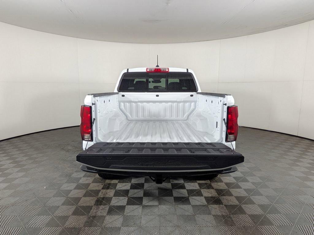 new 2025 Chevrolet Colorado car, priced at $39,134