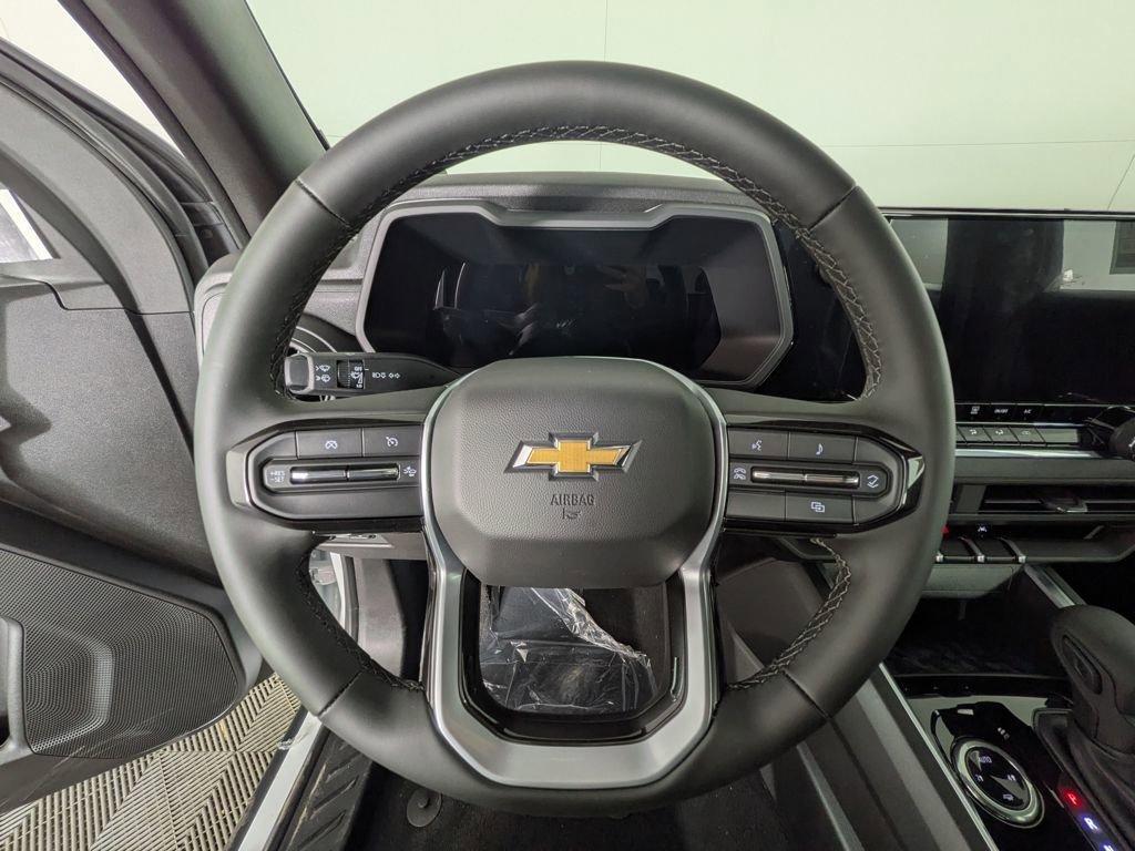 new 2025 Chevrolet Colorado car, priced at $39,134