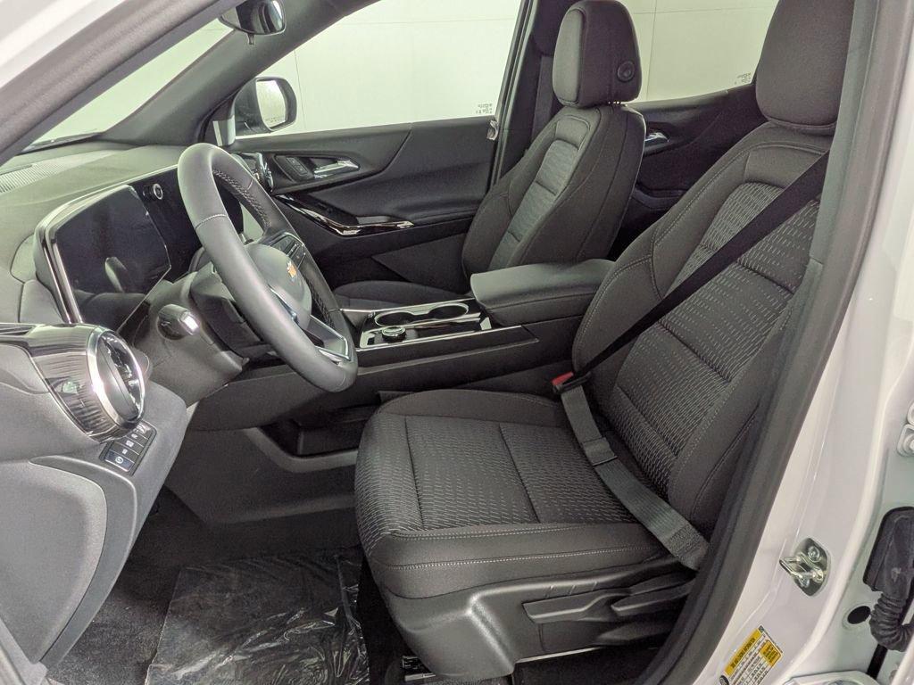 new 2026 Chevrolet Equinox car, priced at $31,698