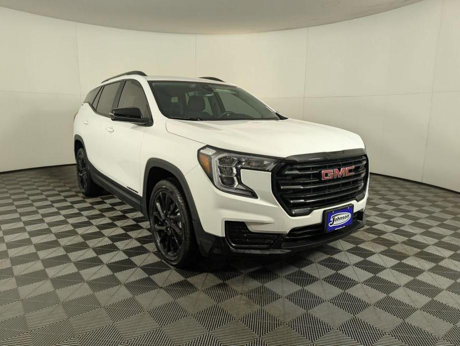 new 2024 GMC Terrain car, priced at $29,587