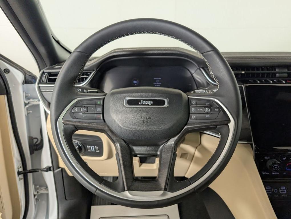 used 2024 Jeep Grand Cherokee car, priced at $34,988