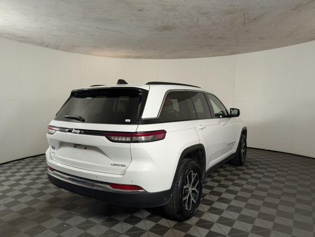 used 2024 Jeep Grand Cherokee car, priced at $34,988