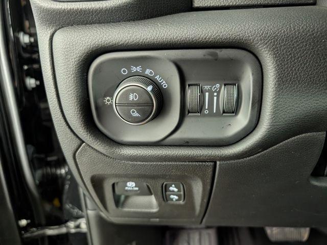 new 2025 Ram 1500 car, priced at $55,928