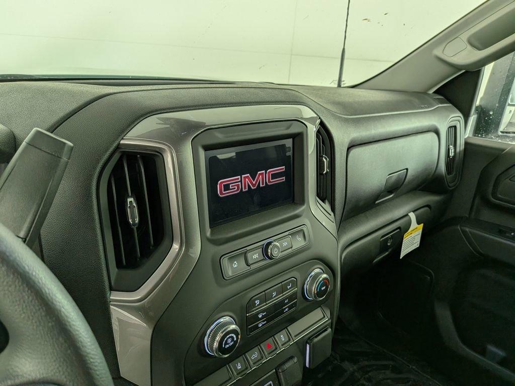 new 2025 GMC Sierra 2500 car, priced at $60,674