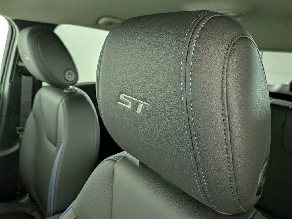 new 2026 Buick Encore GX car, priced at $31,475