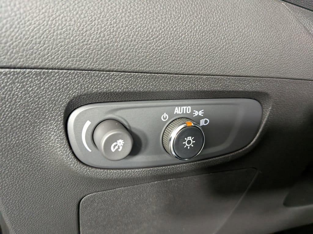new 2026 Buick Encore GX car, priced at $31,475