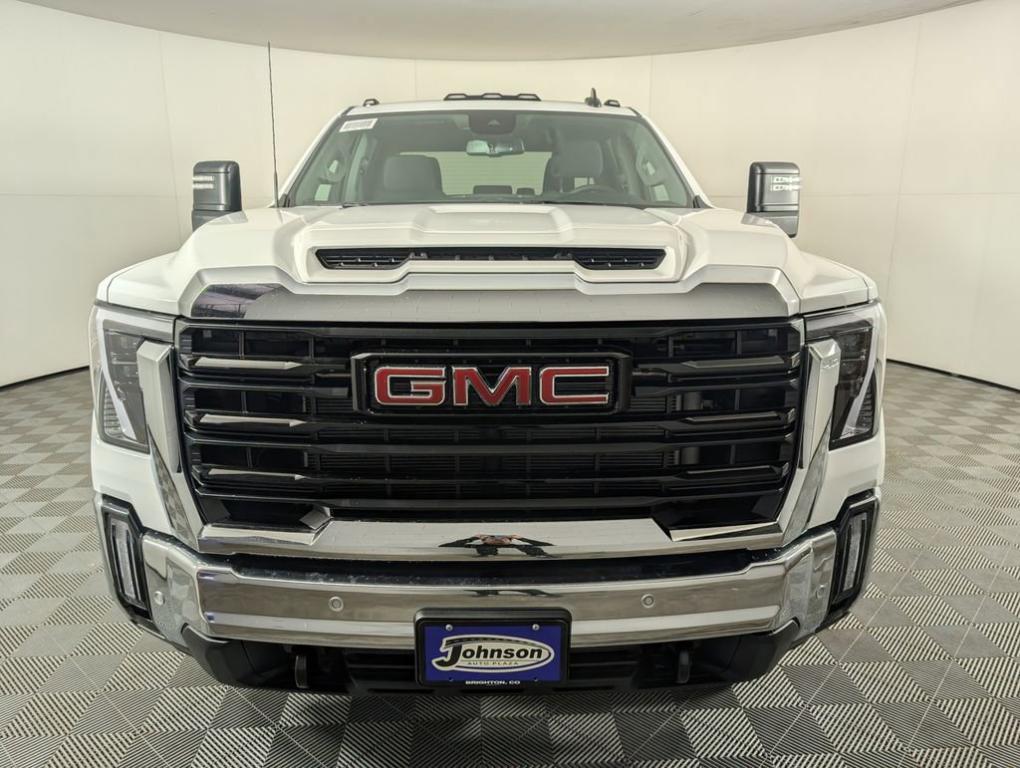 new 2025 GMC Sierra 2500 car, priced at $60,174