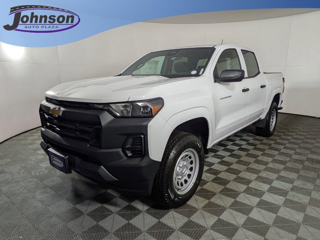 new 2025 Chevrolet Colorado car, priced at $39,134