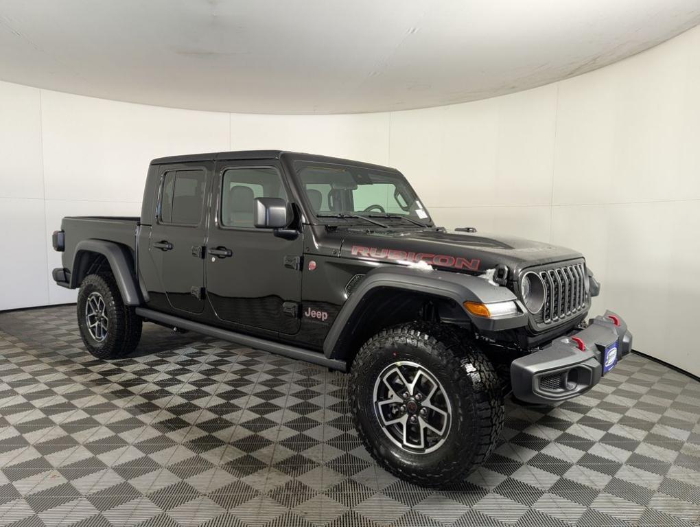 new 2025 Jeep Gladiator car, priced at $58,129