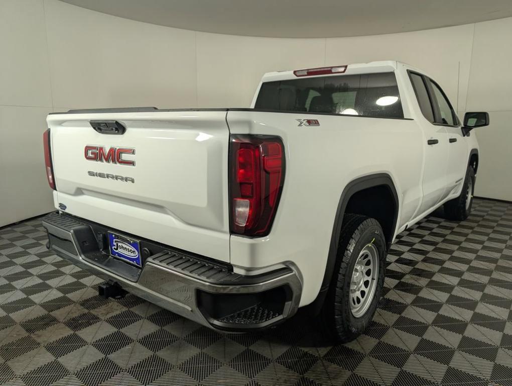 new 2025 GMC Sierra 1500 car, priced at $47,569