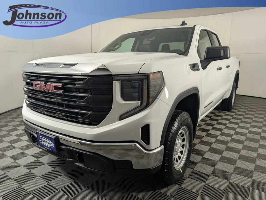 new 2025 GMC Sierra 1500 car, priced at $47,569